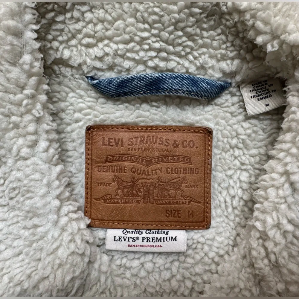 Mens Medium Levi Strauss Sherpa Lined Denim Jacket - Picture 6 of 6